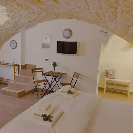 La Casetta Gialla 3* ビシェーリエ